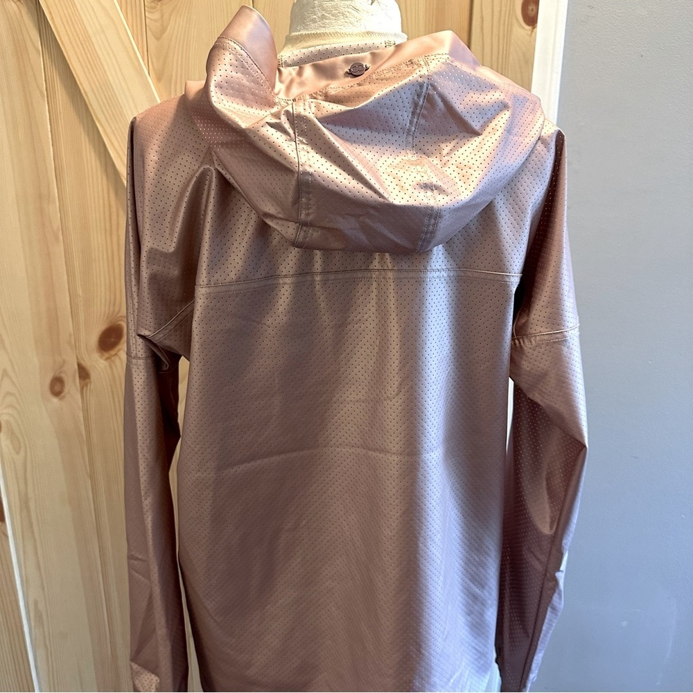 *CLOSET CLEAR OUT*CALIA Anywhere Metallic Foil Perforated Half Zip Jacket-Size M - Picture 6 of 8